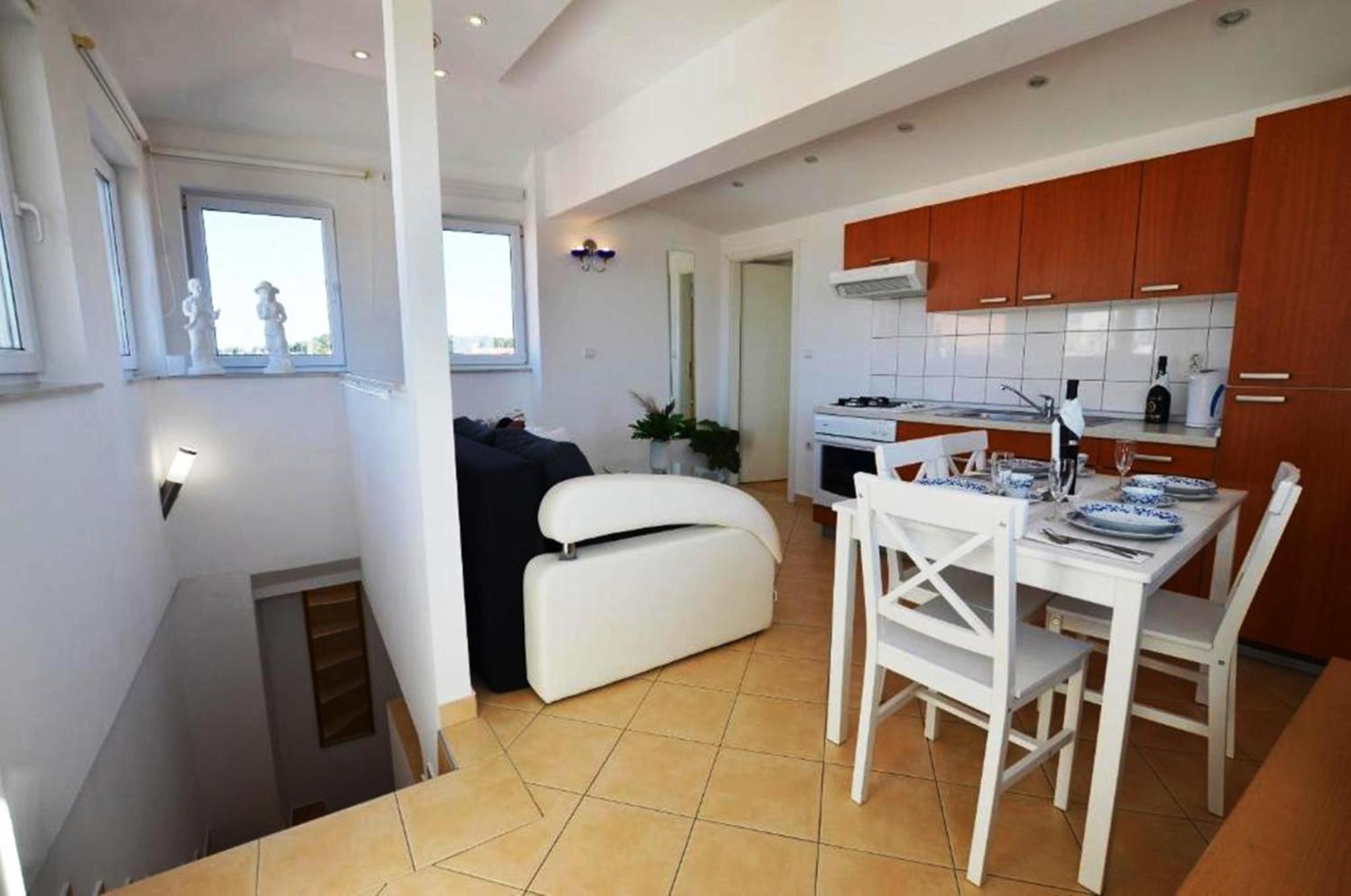 Augusta Apartment Rovinj Exteriör bild