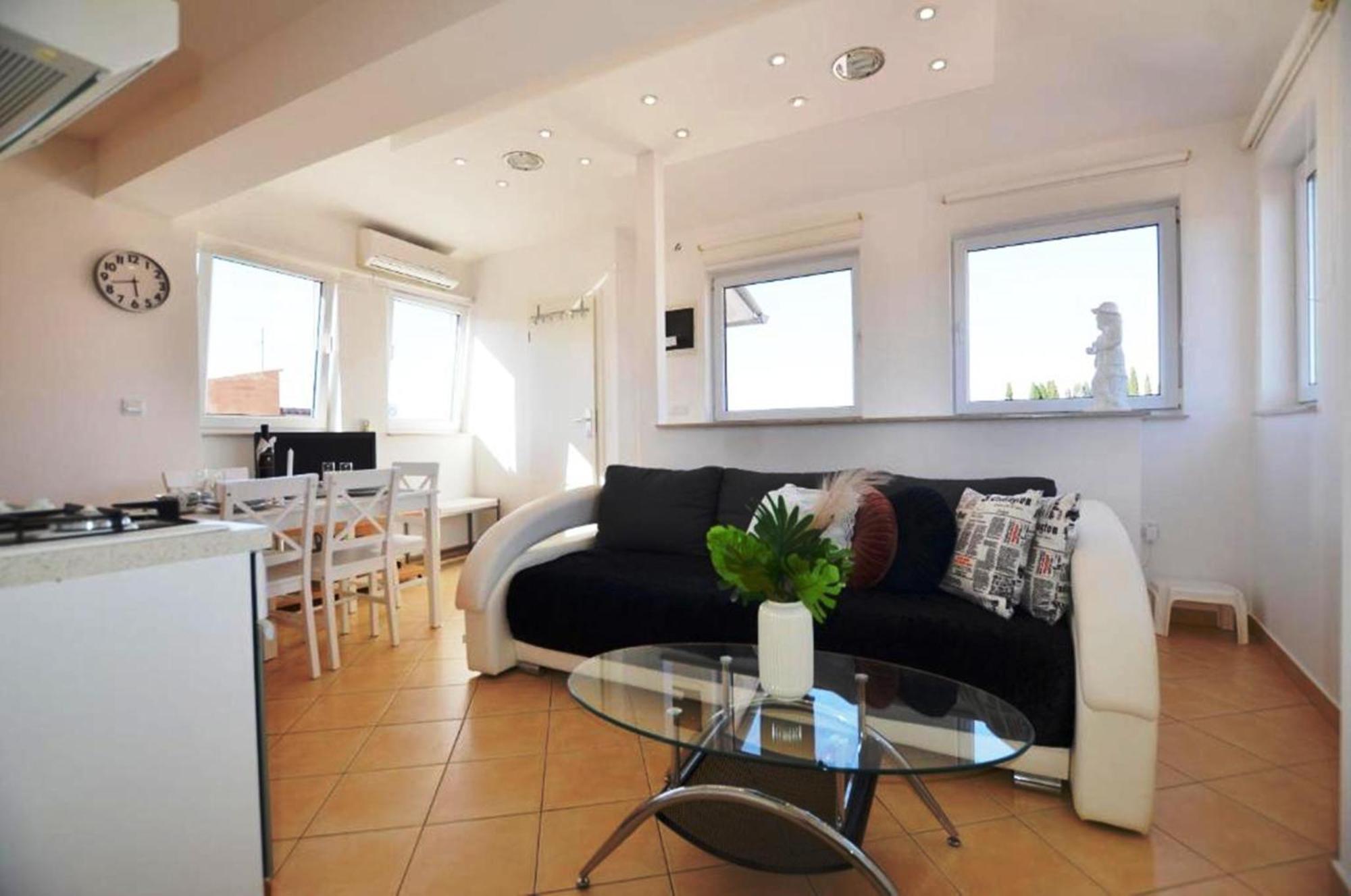 Augusta Apartment Rovinj Exteriör bild